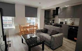 Flat 5 Crawford St, 1 Bedroom, 1 Bathroom Flat